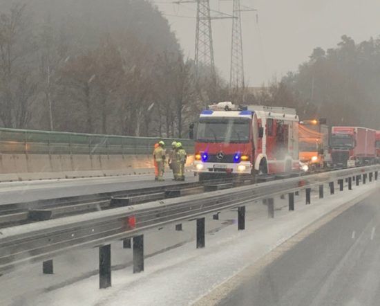 FOTO: Štajerska avtocesta je zaprta! Pojavljajo se močne padavine, bodite previdni