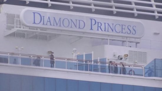 Prihaja pandemija? Slovenca, ki sta imela koronavirus, sta doma