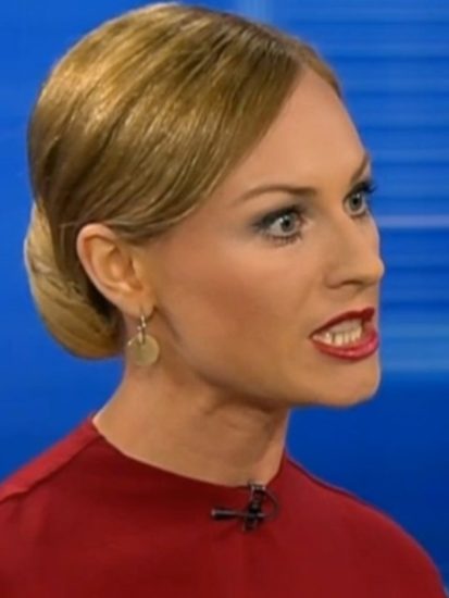 Kako se je razvpita novinarka 24ur, ki se te dni pritožuje, da drugi napadajo njeno delo, vtikala v uredniško politiko tiskanega medija