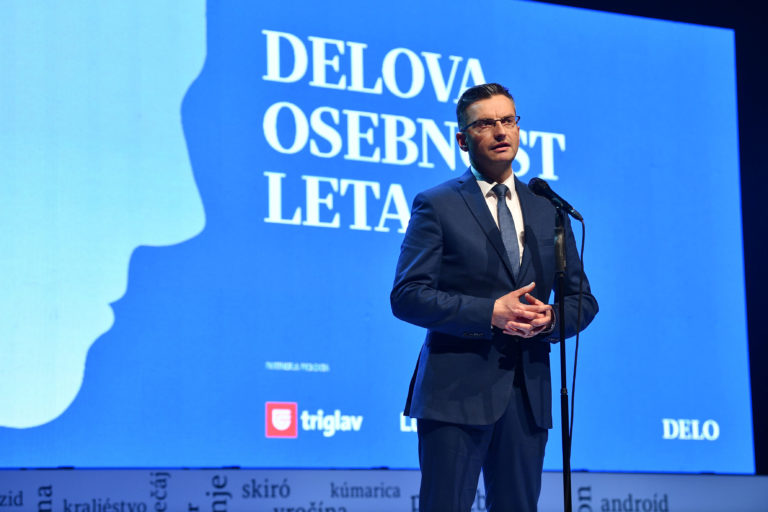 Kadrovski načrti Marjana Šarca v odstopu: V državno službo pet pred dvanajsto tišči človeka, ki na veliko odpušča