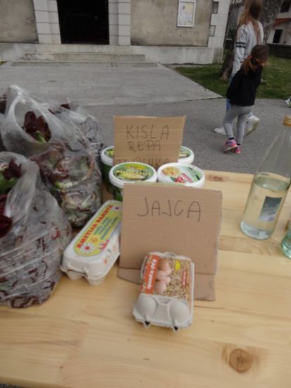 #Koronavirus: Kako v teh razmerah kupovati domače izdelke na kmetijah, odprli 24-urni klicni center