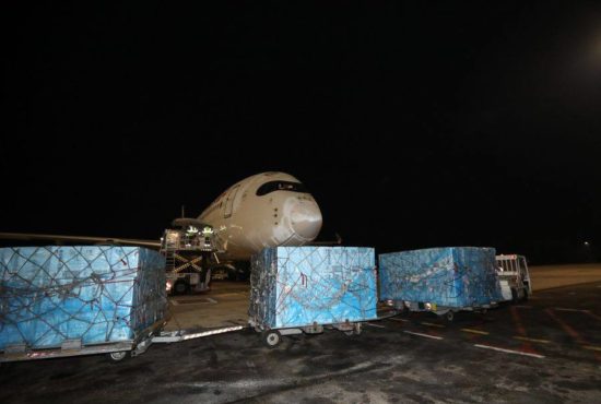 VIDEO: Specialna ekipa iz Kitajske prispela v Rim! Premagali so virus, zdaj pomagajo drugim