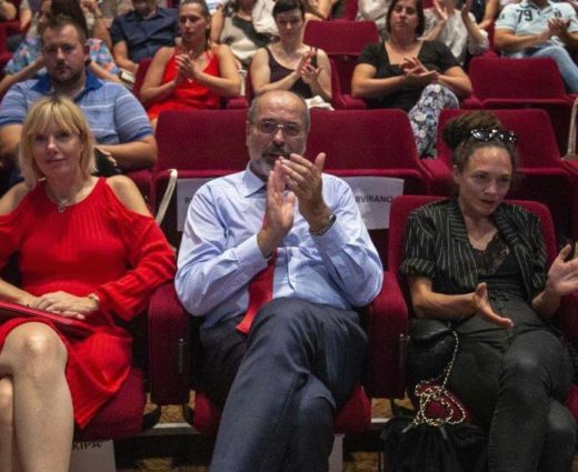 Lahkotnost trošenja denarja državljanov: Preberite, kaj po enem tednu o februarskih 12 tisoč evrih za Mladino vemo od direktorja RTV Slovenija Kadunca