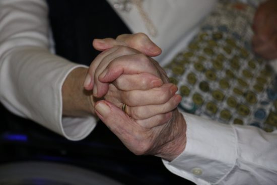 Izredne razmere v domu starostnikov, dopoldne stekla evakuacija