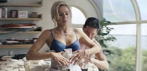 Katarina Čas znova zlorabljena! Poglejte, česa je obtožena