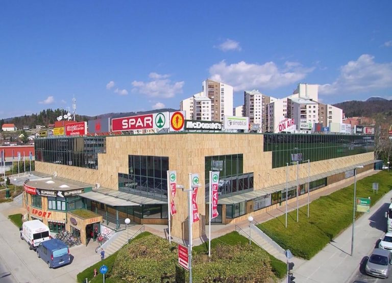 Srce parajoča zgodba iz Velenja v času koronavirusa: S solznimi očmi sem zapustil trgovino in še vedno jočem