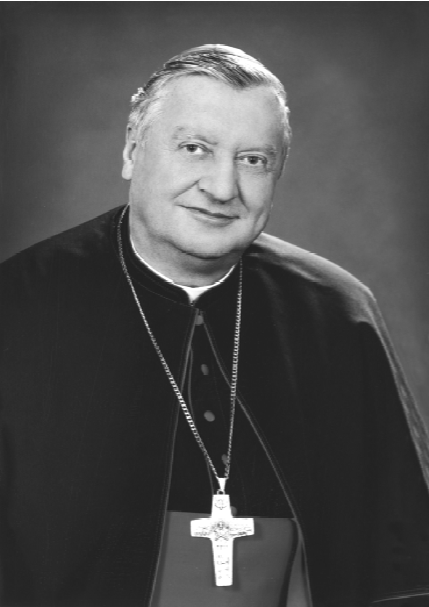 Slovenska škofovska konferenca sporoča: “Med ljudmi bo ostal v trajnem spominu zlasti po svojem izrednem pevskem talentu, lepem glasu in svoji topli, dobrodušni človeški naravi”