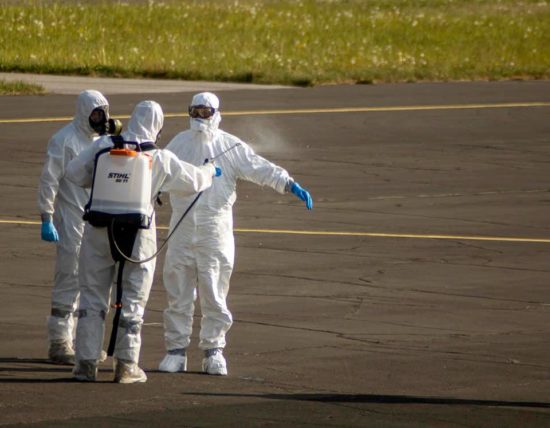 #Koronavirus: Tako so tri okužene sprejeli v Slovenijo