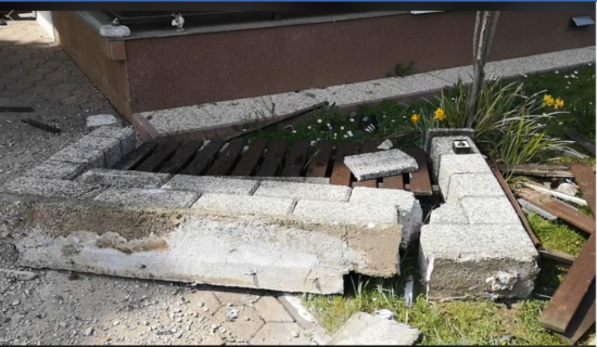 VIDEO: Zaokrožil posnetek prizorišča nesreče, po kateri je umrl 24-letnik, sprožil je vprašanje o hitrosti