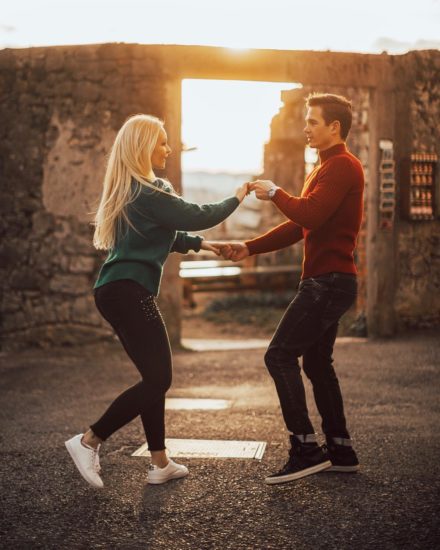 Zaradi karantene počil prvi znani par? Razšla sta se zvezdnika iz šova Zvezde plešejo