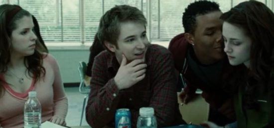 Igralec iz uspešnice Twilight in njegovo dekle najdena mrtva