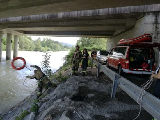 Strašen vikend na slovenskih rekah, na brežino prepeljali dve trupli, za 41-letnikom je izginila vsaka sled