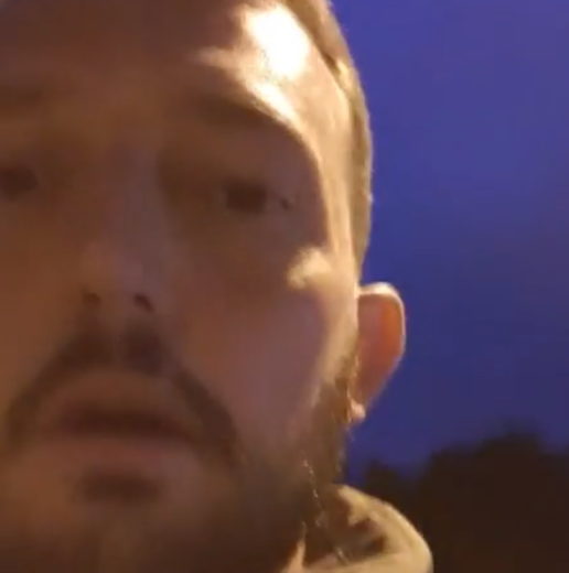 VIDEO: To je »umetniško uprizarjanje« raperja Zlatka!? Med drugim hotel prekiniti državno proslavo