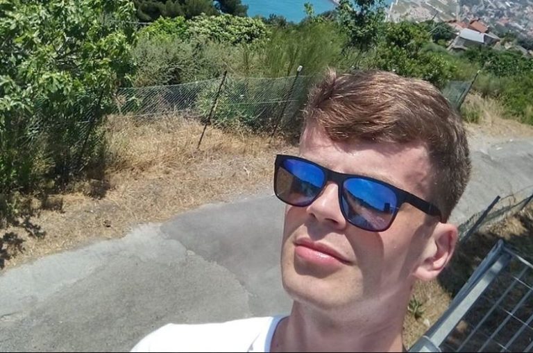 To je o trojnem umoru sporočila policija, Peter (24) molči