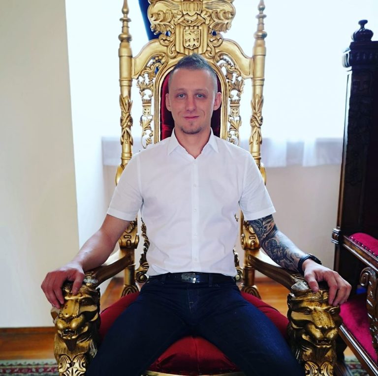 Za motoristom Simonom (31), ki mu je kolesar vzel prednost, žalujejo tudi košarkarji, motoristi pripravljajo zbor