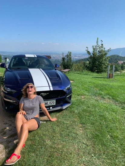 FOTO: Ste videli, kaj ima Ilka Štuhec na morju med nogami?