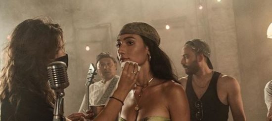 FOTO: Zala Djuric pokazala bujen dekolte