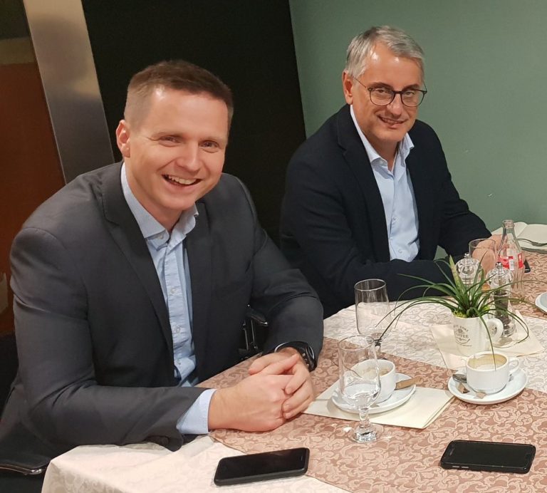 Iz parlamenta prihajajo informacije o trgovanju s funkcijo predsednika državnega zbora