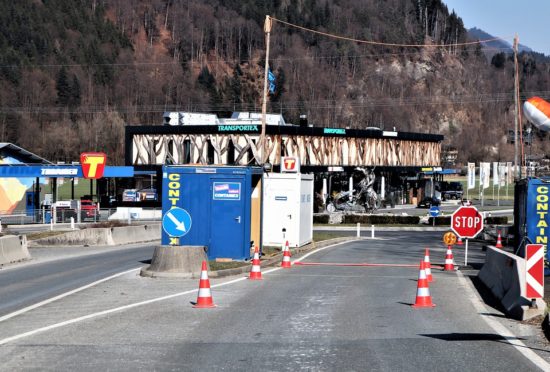 Slovenec prišel na mejno kontrolo z 2,10 promila alkohola