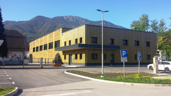 Okužba na OŠ potrjena, vsi učenci in 8 učiteljev v karanteno