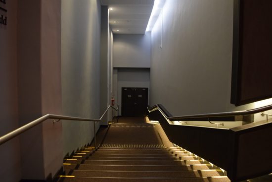 Jutranja drama na stopnišču