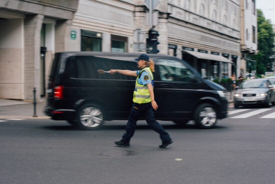 V Šoštanju 24-letnik streljal na policistko