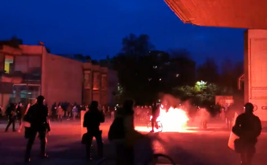 VIDEO: V Ljubljani vojno stanje! Sliši se srbohrvaški jezik, huligani napadajo vse živo