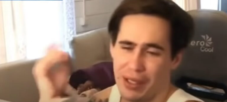 VIDEO: Youtuber NOSEČNICO zaklenil na balkon, ta je zmrznila in umrla! On je vse POSNEL