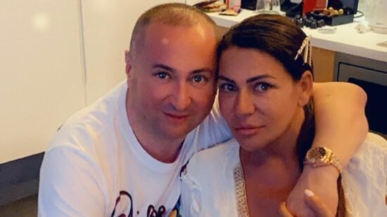 Žena glasbenika se pritožuje: Da se prebijemo skozi mesec potrebujemo 10.000 evrov