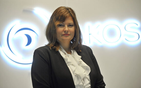 Muha močnejša od ministra? Tudi, če bo država zaradi njenega ravnanja morala plačati kazen, ji menda ne more nič