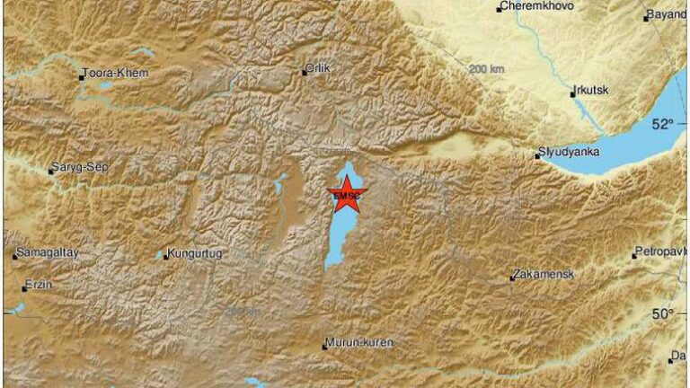 Potres 6,8 po Richterju, treslo je 40 sekund