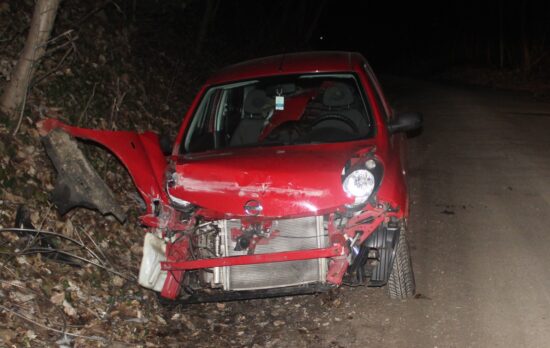FOTO: Groza, kaj je naredil pijani mladoletnik za volanom