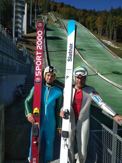 Umrl je brat Primoža Peterke