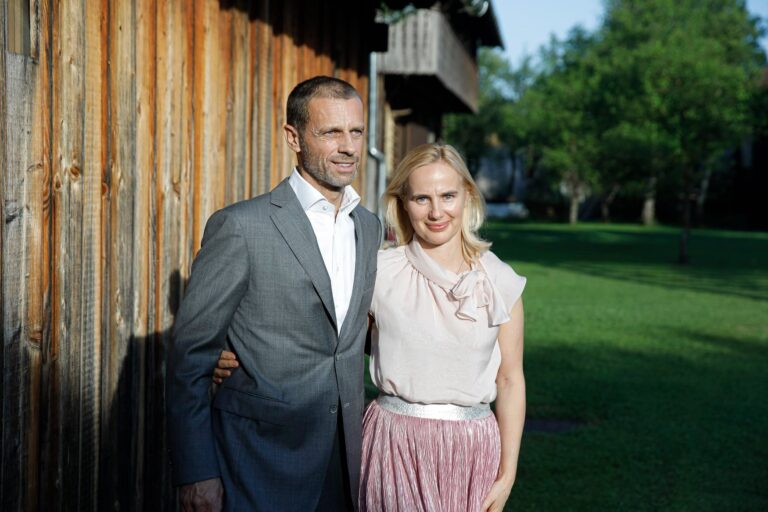 Čeferinova žena od tipa v osebnem stečaju kupila plovilo, a ni nujno, da ga bo tudi dobila