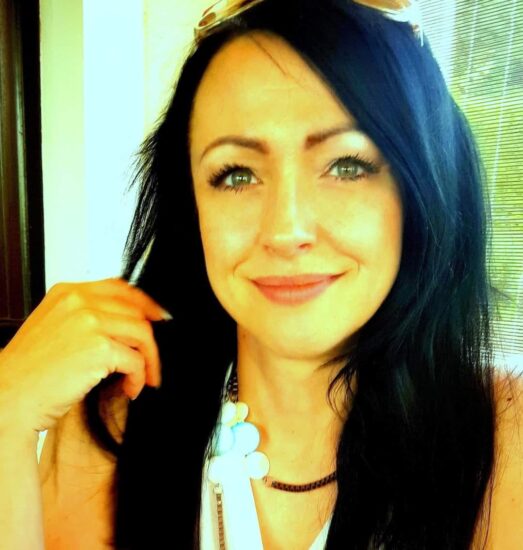 Obupan klic na pomoč: Prosim pomagajte, da najdem svojo sestrično, botrco in sestro!!! 💕