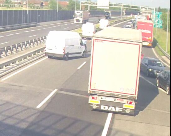 FOTO: Huda nesreča, na avtocesti ugasnilo življenje