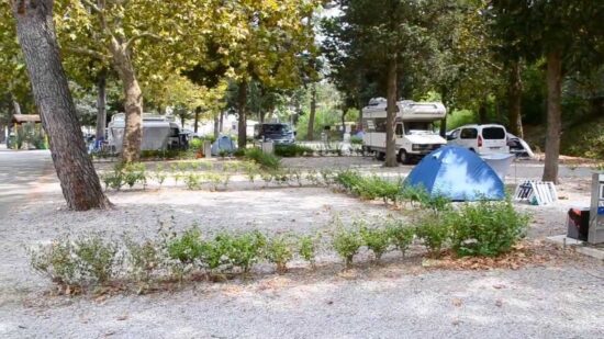 Avtokamp Lucija izpraznili, posredovali so specialci