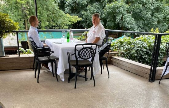 FOTO: Razkrivamo, z lastnikom katere odvetniške pisarne kosi član Sodišča Evropske unije