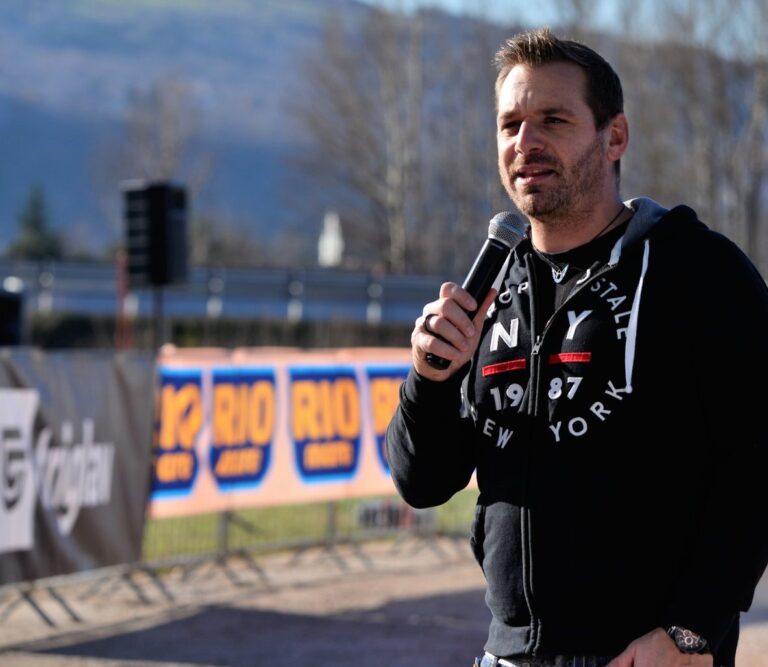 Znani voditelj pretresen: “predolgo sem čakal, žal”