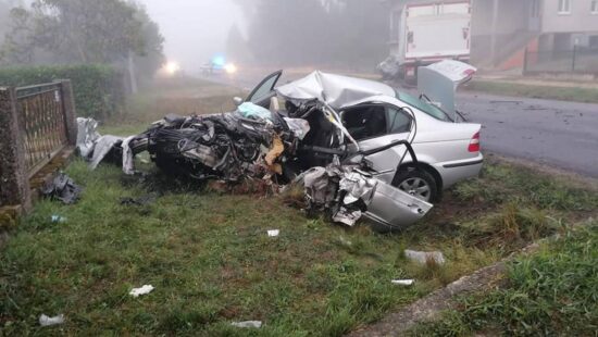 Podrobnosti o nesreči! 19-letnica je umrla, dva mladeniča poškodovana