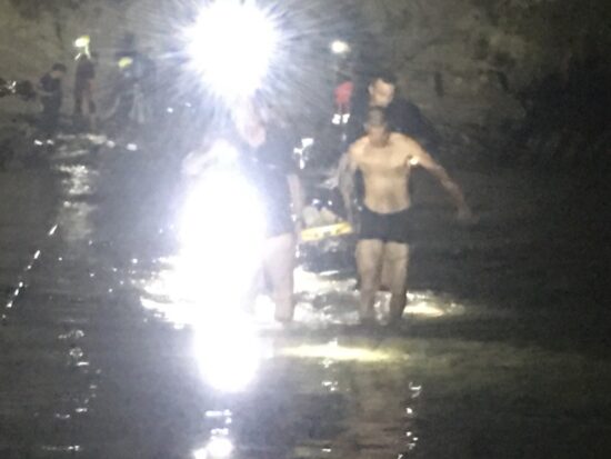 Srhljivi prizori z obale! Mož padel s klifa, žena pojasnjuje policiji, kaj se je zgodilo