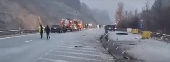 Avtobus je zagorel: najmanj 45 mrtvih, od tega 12 mladoletnih