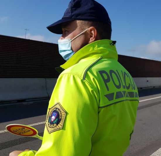Nora nedelja: Dva napadla policiste