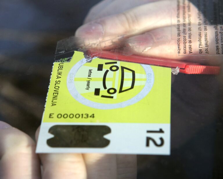 Hrvat vinjete v Sloveniji ni želel plačati, zdaj mu grozi visoka kazen