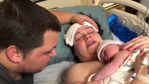 Čudežni dojenček se je rodil 22. februarja 2022. ob 2.22: Dolgo so si želeli otroka, a je bila mama bolna