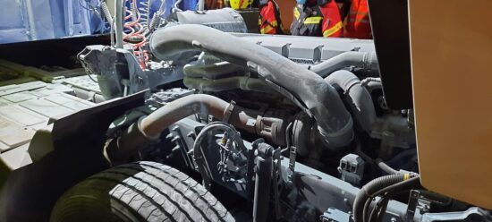 Po tragediji na regionalki ostaja cesta zaprta, zgodila se je še ena nesreča