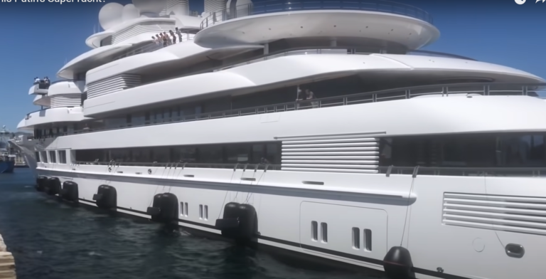 Kaos pri sosedih: odkrili 639 milijonov evrov vredno Putinovo jahto!