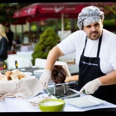 Robi je umrl na avtocesti: “nikoli ne bo ugasnil spomin na vse nore zabave”