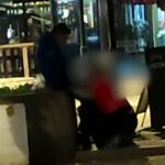 VIDEO: Policija našla par, ki se je predajal strastem v centru mesta! Mimoidoči so snemali, ženska pa …