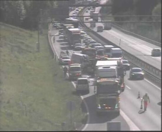 Včeraj verižno trčenje na štajerski avtocesti, policija sedaj sporočila, kdo je umrl